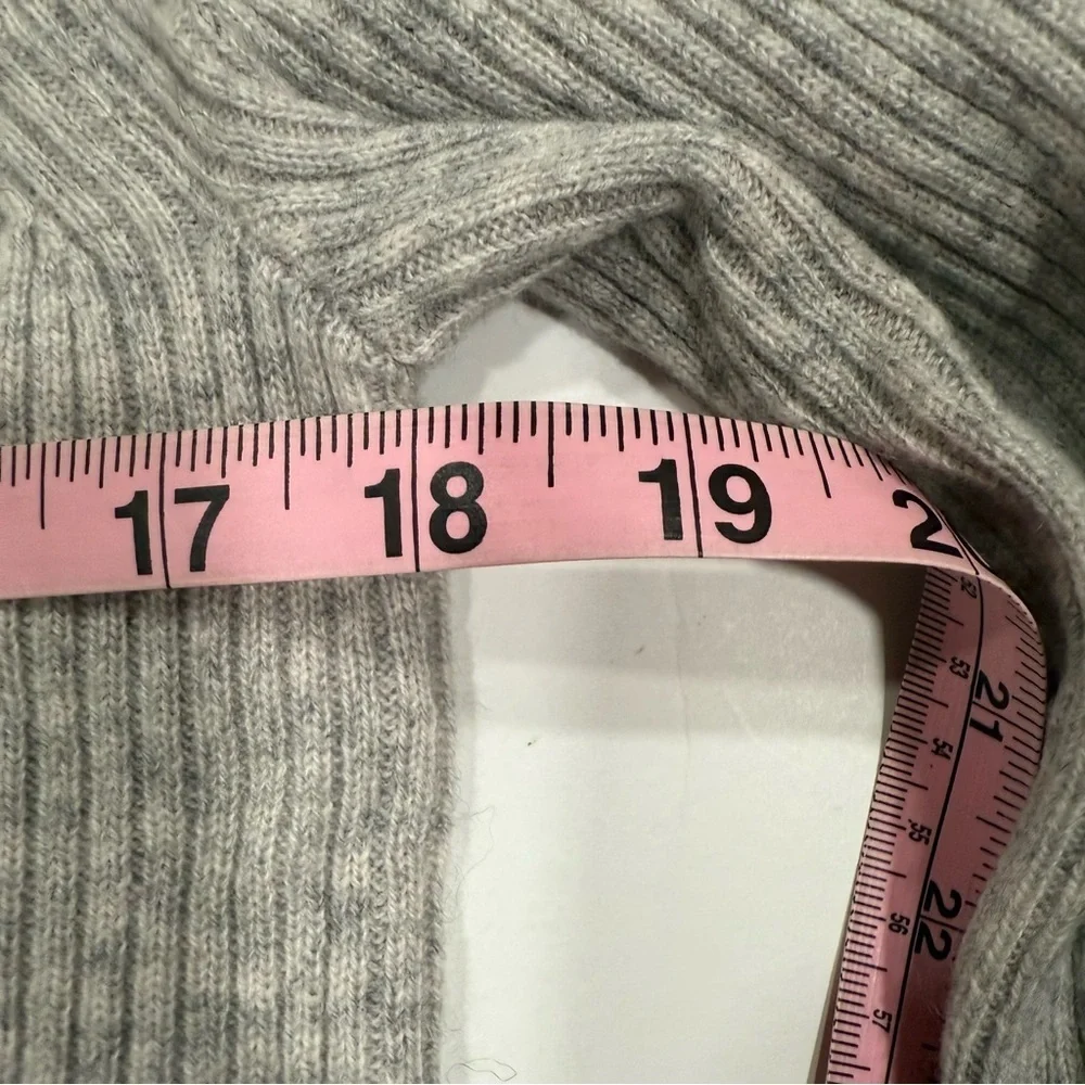 &Isla Stella Tipped Ribbed V-Cardigan- 100% Cashmere- Small- NWT- was $325
